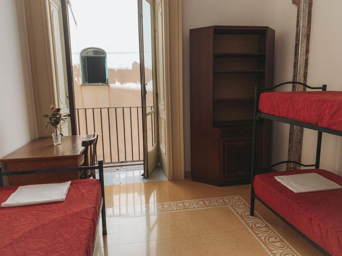 Salerno Experience Hostel Екстер'єр фото