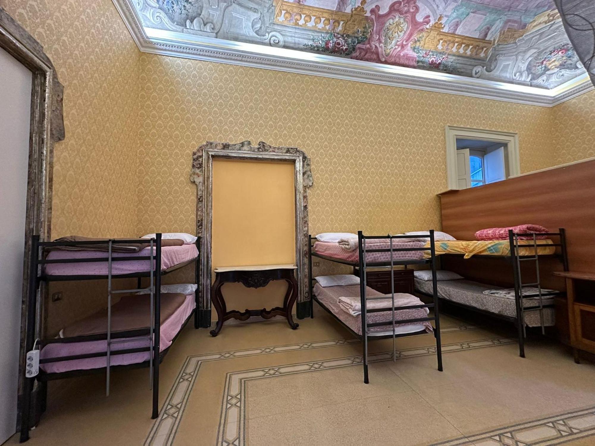 Salerno Experience Hostel Екстер'єр фото